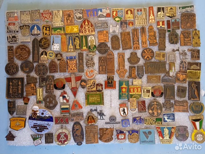 Значки городов Прибалтики ГДР и другие