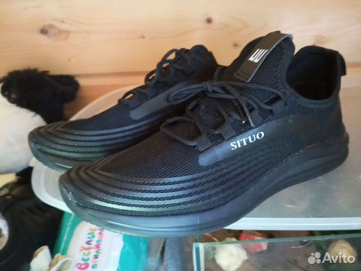 Кроссовки мужские 44 размер новые