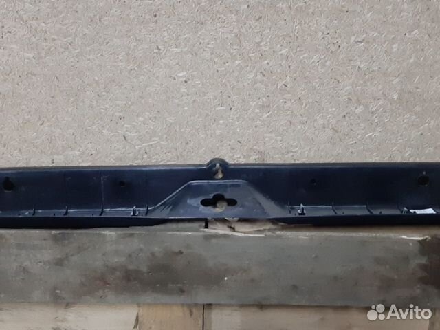 Внутренняя отделка багажного отсека центральная H