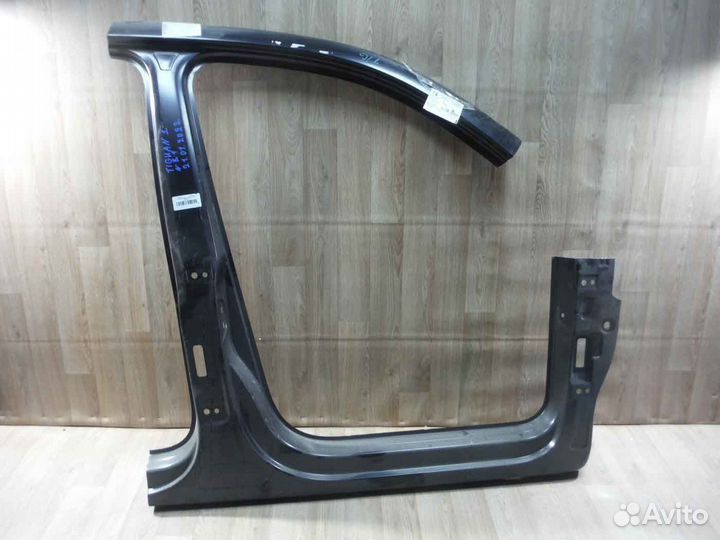 Боковина правая проем №81 Volkswagen Tiguan 1 2011