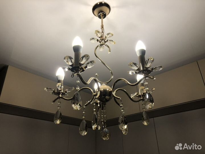 Люстра потолочная