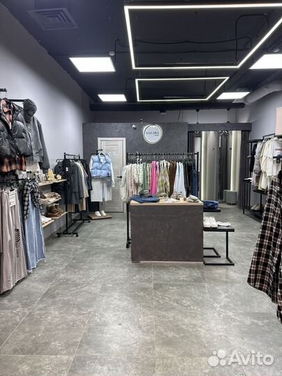 Шоурум женской одежды