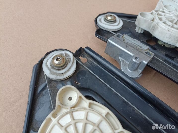 Стеклоподъемник задний BMW E65