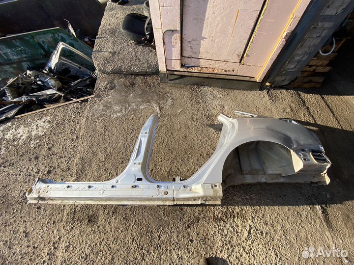 Четверть задняя левая с порогом Ford Focus 3 седан