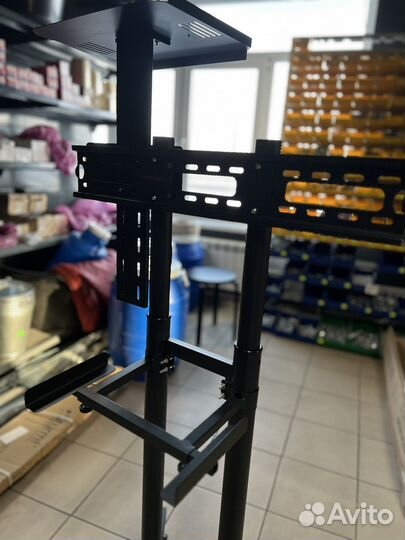 Аренда стойки для телевизора