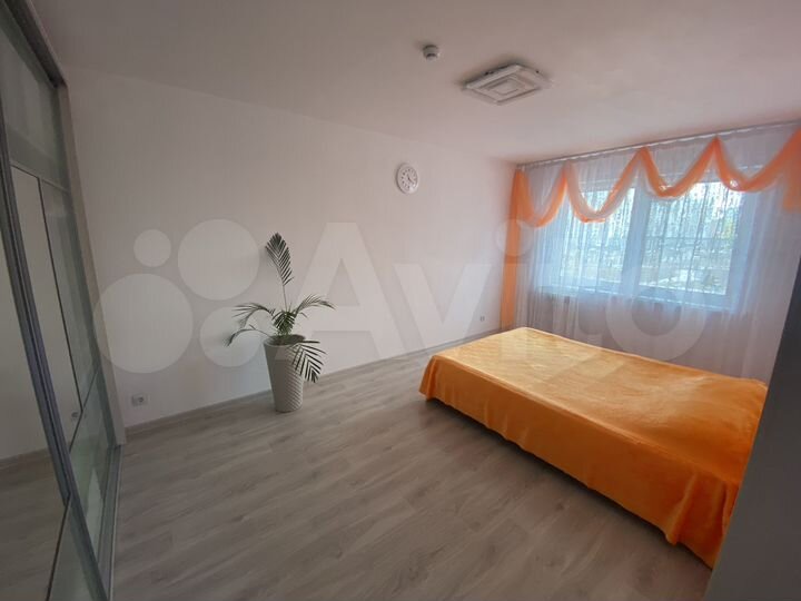 2-к. квартира, 50 м², 3/9 эт.