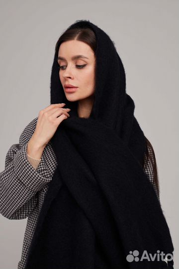 Женский теплый палантин