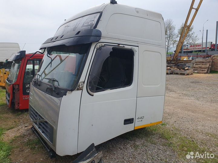 85103677 Кабина в сборе Volvo FH