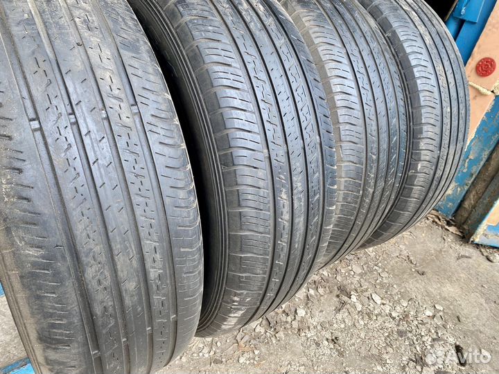 Dunlop Grandtrek ST30 225/65 R17 102H