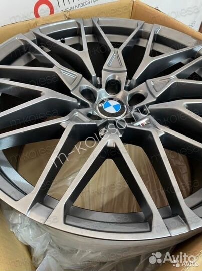 Разноширокие диски R22 BMW X5 G05 X6 G06 X7 G07