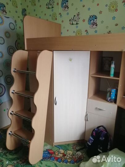 Кровать подростковая