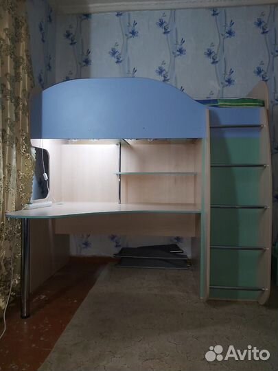 Продам детскую кровать-чердак