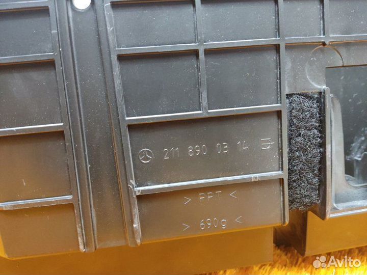 Ящик для инструментов Mercedes-Benz E-Class W211