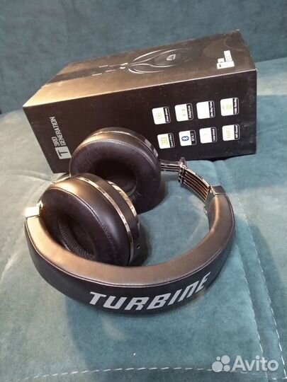 Наушники с микрофоном