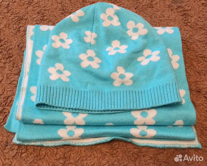 Комплект шапка, шарф на весну-осень