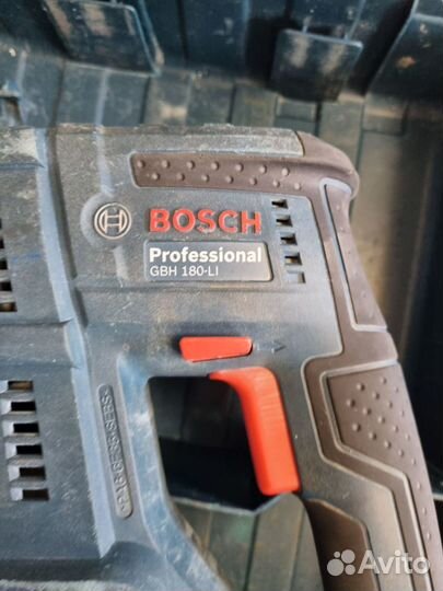 Акк. Перфоратор Bosch GBH 180-Li (комплект)