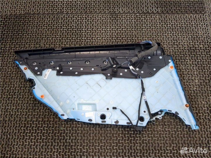 Дверная карта Mercedes C W204, 2013