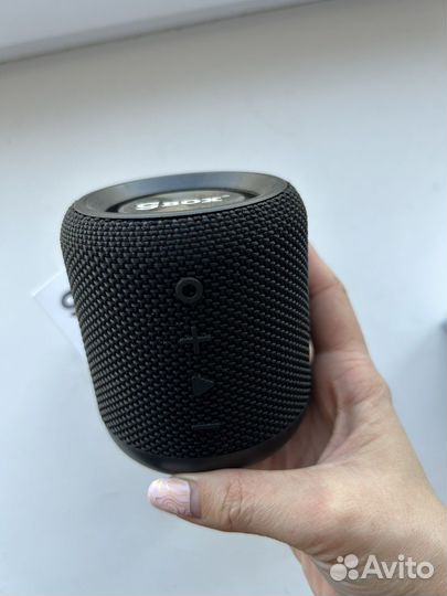 Беспроводная блютуз колонка