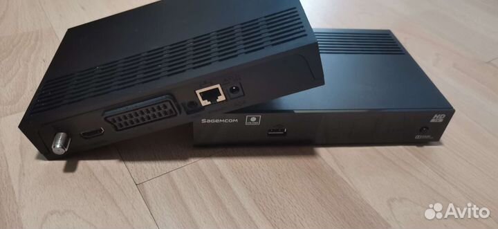 Спутниковый ресивер НТВ плюс Sagemcom DSI74-HD