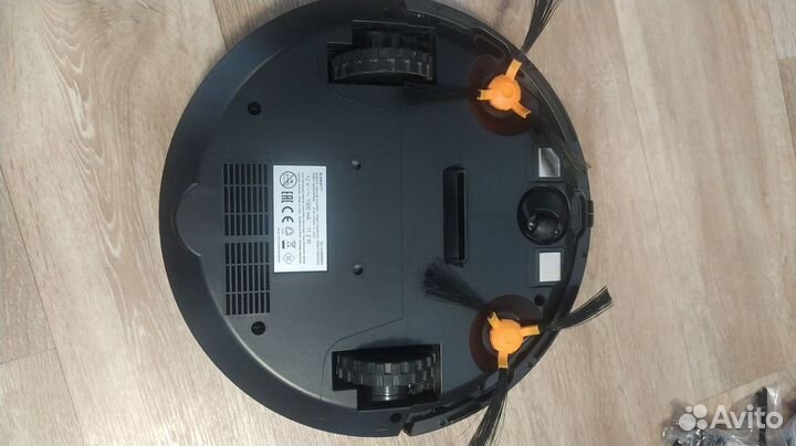 Робот пылесос