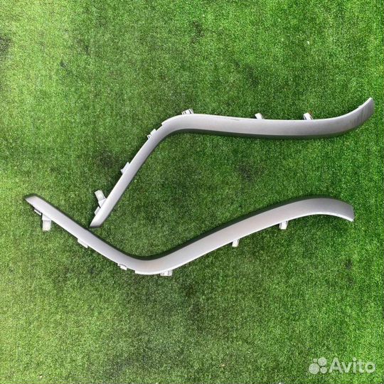 Сабли (накладки на консоль) пара Suzuki Escudo