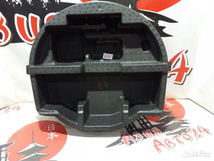 Обшивка багажника Toyota Vitz NSP130 1NR-FE 2011