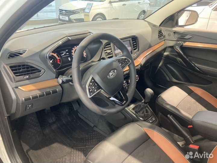 LADA Vesta 1.8 CVT, 2024