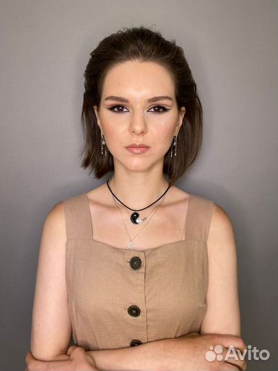 Визажист - Стилист по волосам