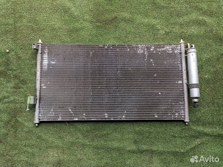 Радиатор кондиционера Nissan X-Trail T30