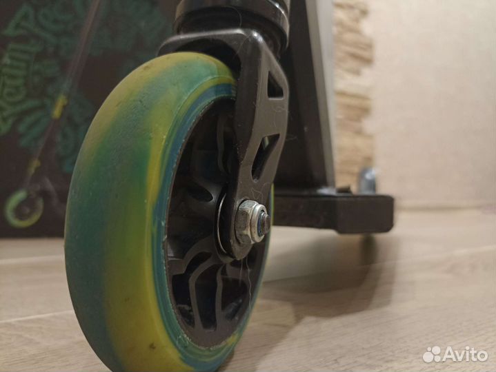 Трюковой самокат TechTeam Duker 101