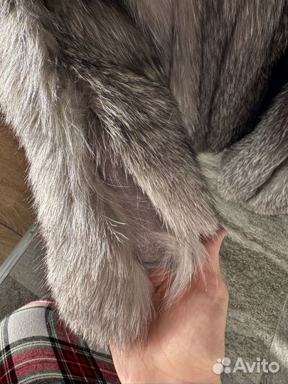 Шуба из чернобурой лисы натуральная