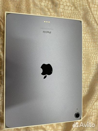 Планшет Apple iPad Air 2022 Wi-fi 256gb Purple