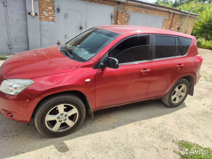 Toyota RAV4 2.0 AT, 2008, 228 000 км