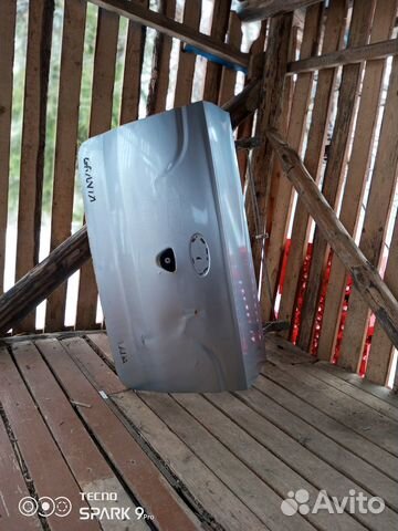 Крышка багажника на Ладу гранту