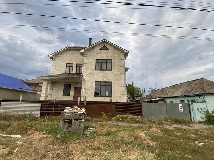 Дом 236 м² на участке 11 сот.