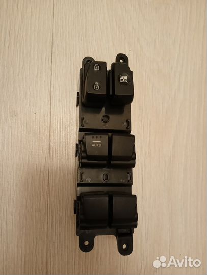 Блок управления стеклоподъемником для Hyundai IX25