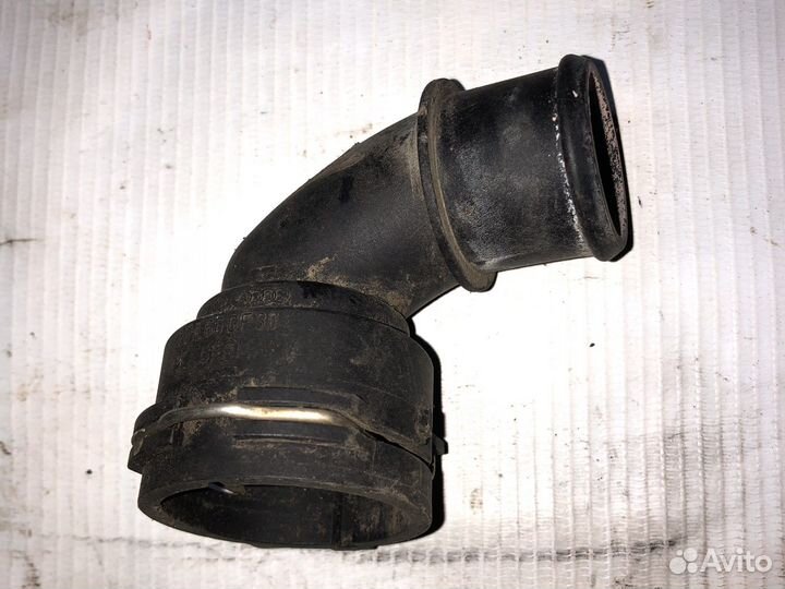 Фланец системы охлождения VAG 1K0 122 291 BF