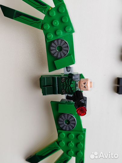 Lego марвел минифигурки