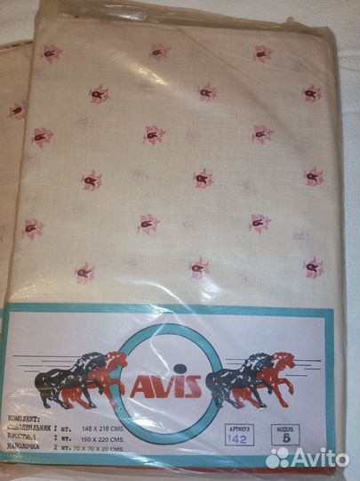 Комплекты постельного белья 1.5 сп