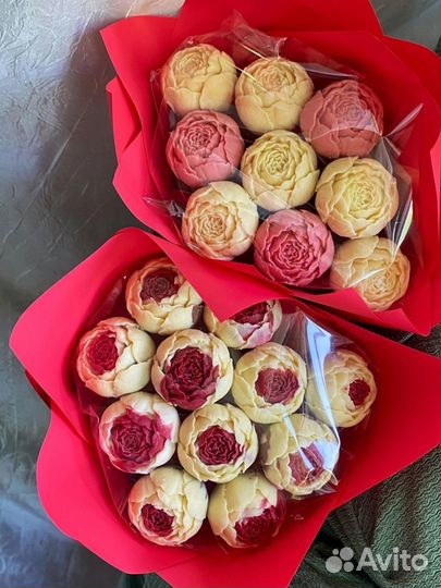 Букет из пионов