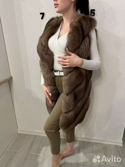 Меховой жилет