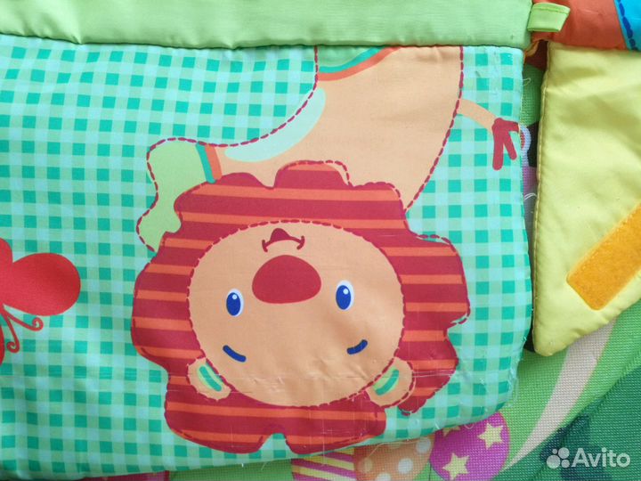 Развивающий коврик Bright Starts с бортиками