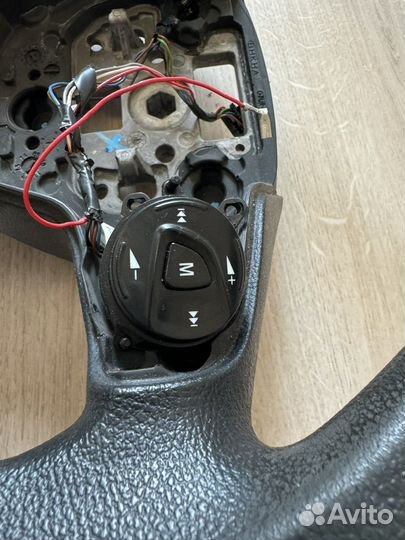 Руль Форд Фокус с кнопками и проводкой