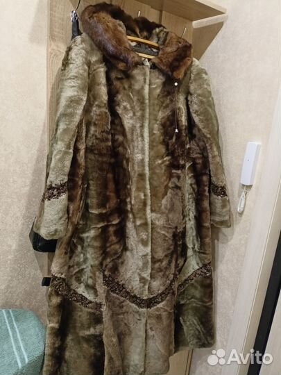 Шуба мутоновая с капюшоном большой размер