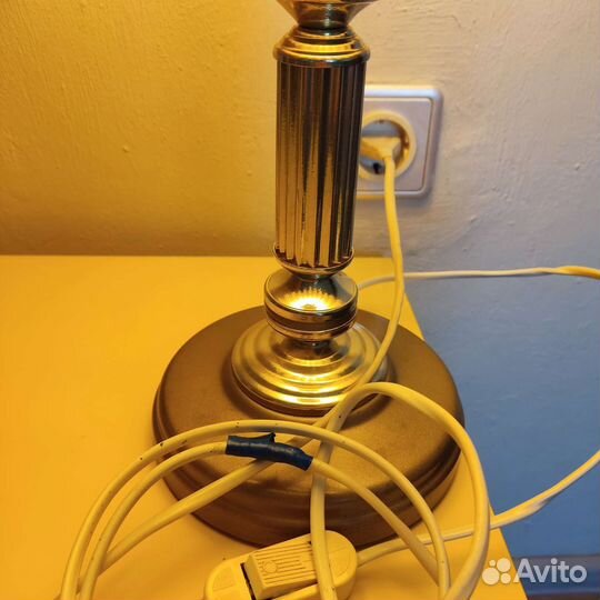 Лампы настольные прикроватные