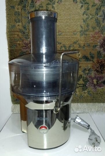 Соковыжималка центробежная Bork S400