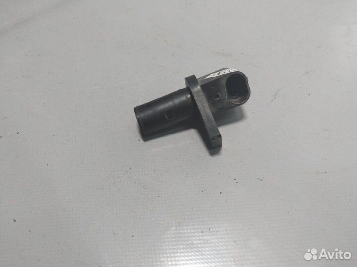 Датчик коленвала Ваз Калина универсал 8 клапанный