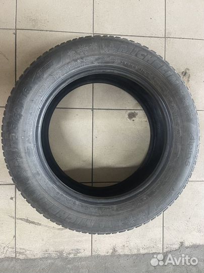 Michelin Alpin 5 215/60 R16