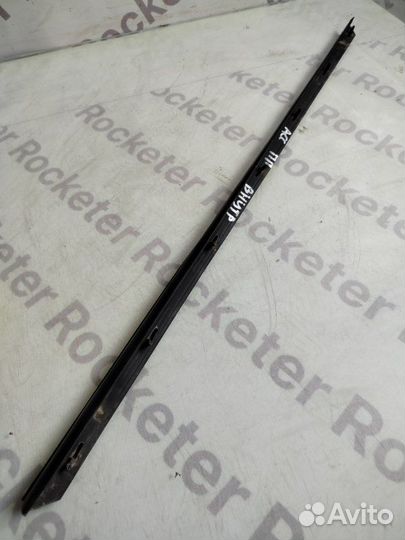 Бархотка стекла передняя левая Hyundai Accent 2006