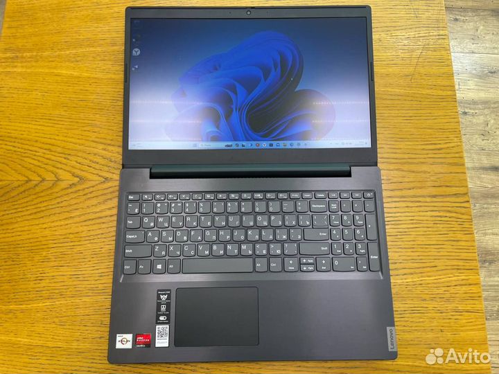 Ноутбук Lenovo